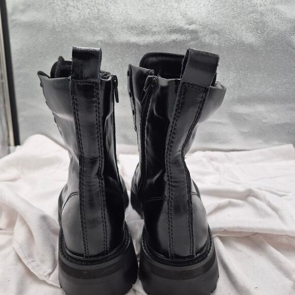 NEW Dolce Vita Women's Ranier Fashion Boot Black leather lug soles size 10 - Picture 5 of 7